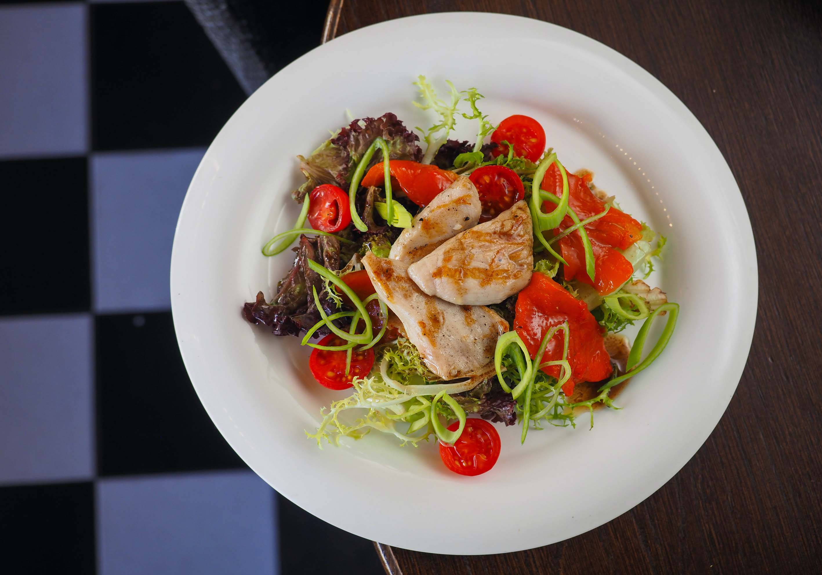 Plato del buen comer: Legumbres y Productos de origen animal
