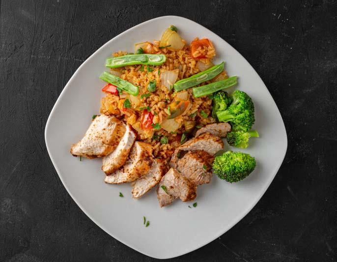 Jambalaya mixto. Almuerzos saludables a domicilio en Bogotá