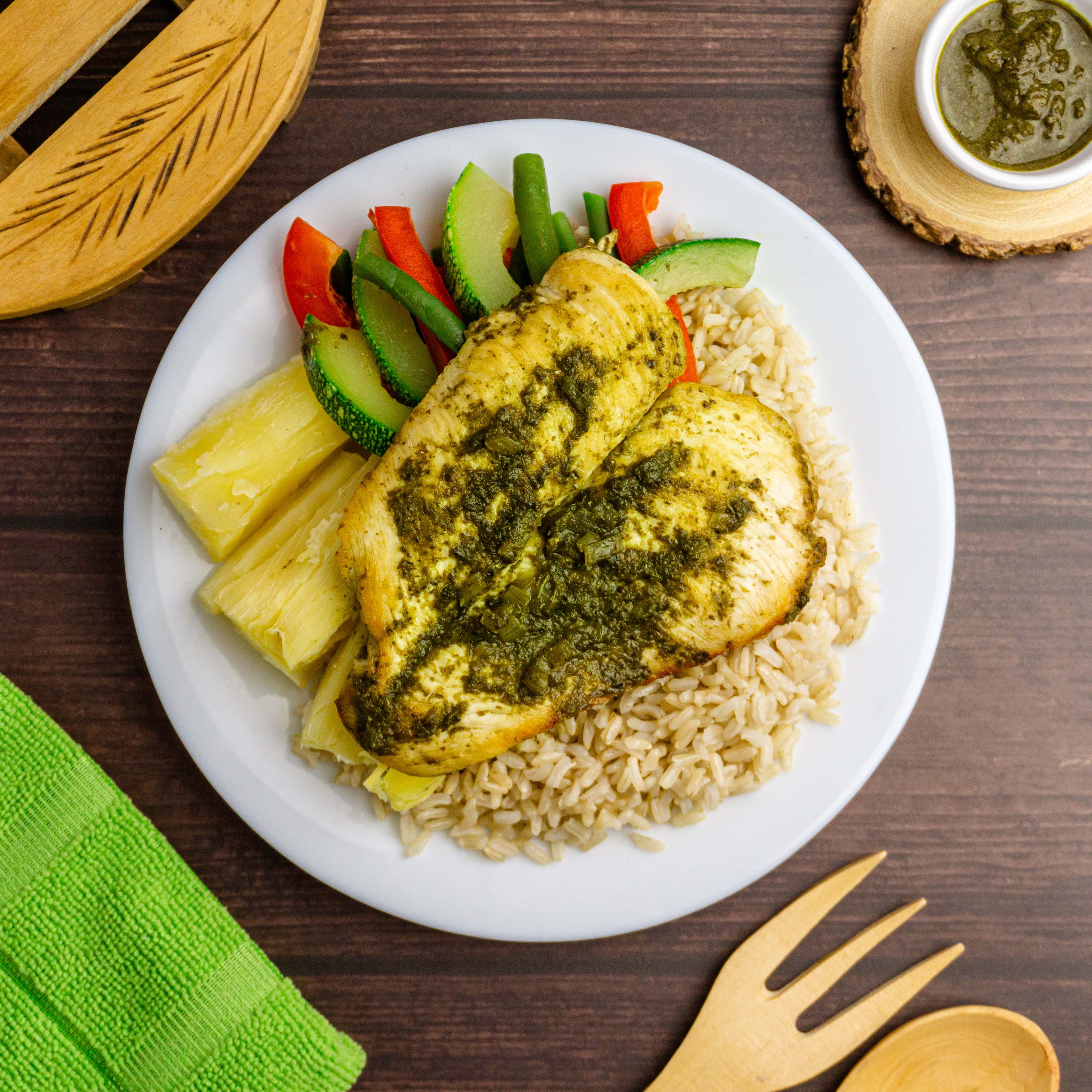 Seco de pollo con verduras al vapor